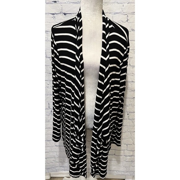 Lane Bryant black-and-white striped cardigan Size 18/20 - Picture 1 of 7